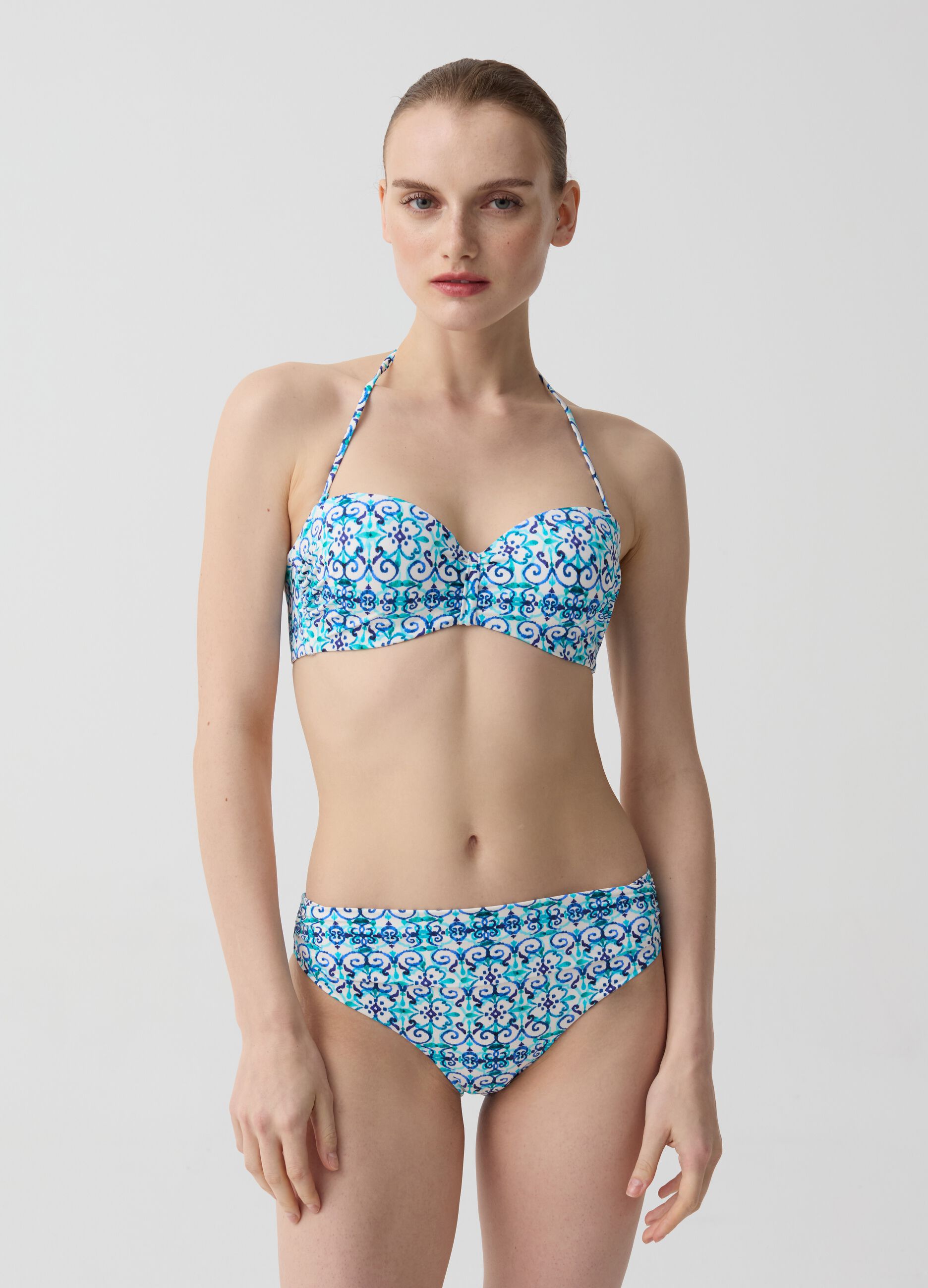 High-rise bikini briefs with majolica print