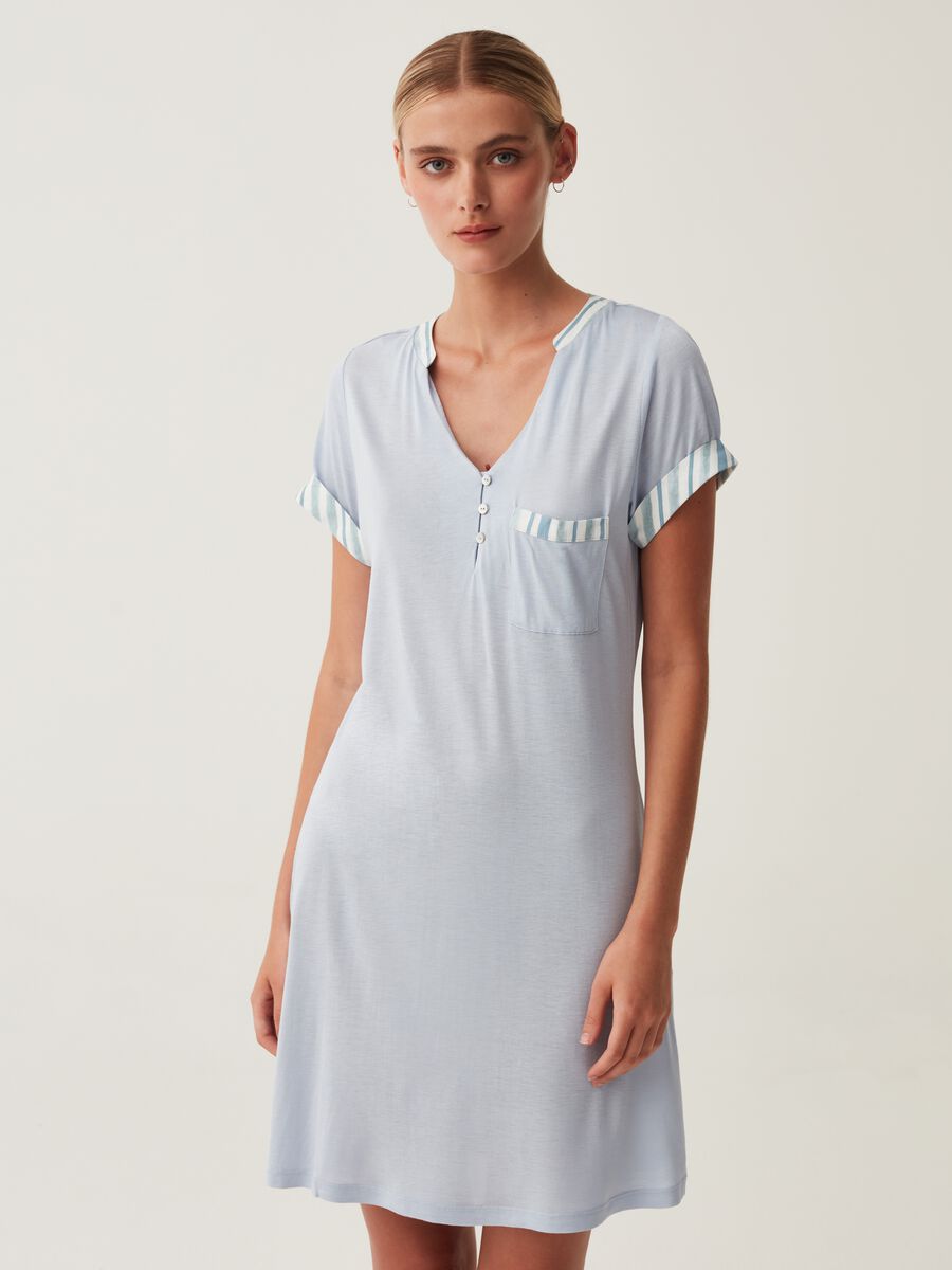 Nightdress with striped edging_0