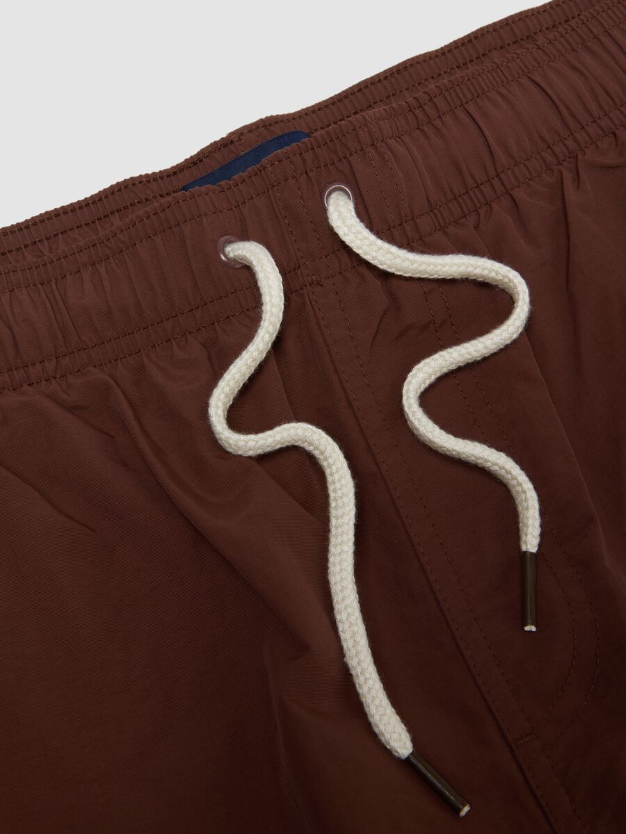 Brown swim shorts with elasticated waistband and drawstring_5