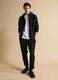 Schwarze Jogger in Regular Fit aus elastischem Easy-Dry-Gewebe_0