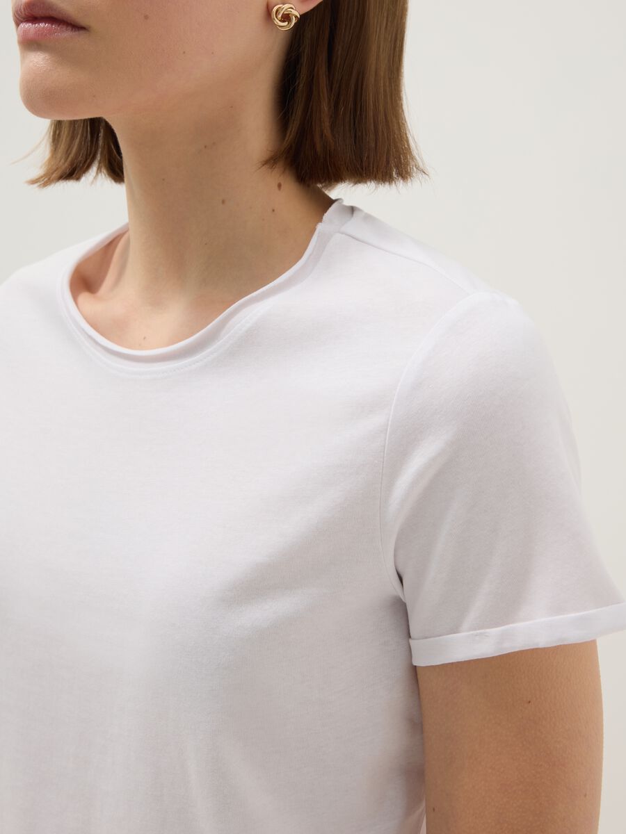 &Lambda;&epsilon;&upsilon;&kappa;ό &kappa;&omicron;&nu;&tau;&omicron;&mu;ά&nu;&iota;&kappa;&omicron; &mu;&pi;&lambda;&omicron;&upsilon;&zeta;ά&kappa;&iota; &alpha;&pi;ό &kappa;&alpha;&theta;&alpha;&rho;ό &beta;&alpha;&mu;&beta;ά&kappa;&iota; regular fit_3