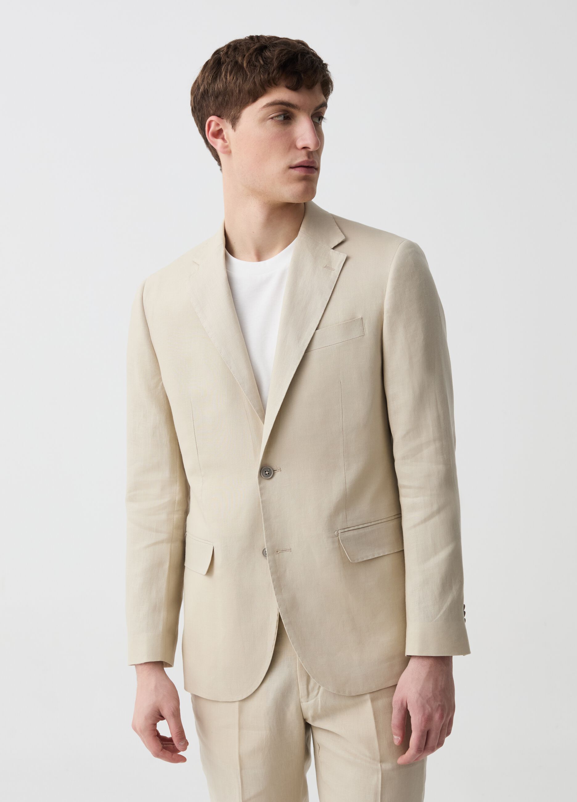 Slim-fit single-breasted blazer in solid colour linen