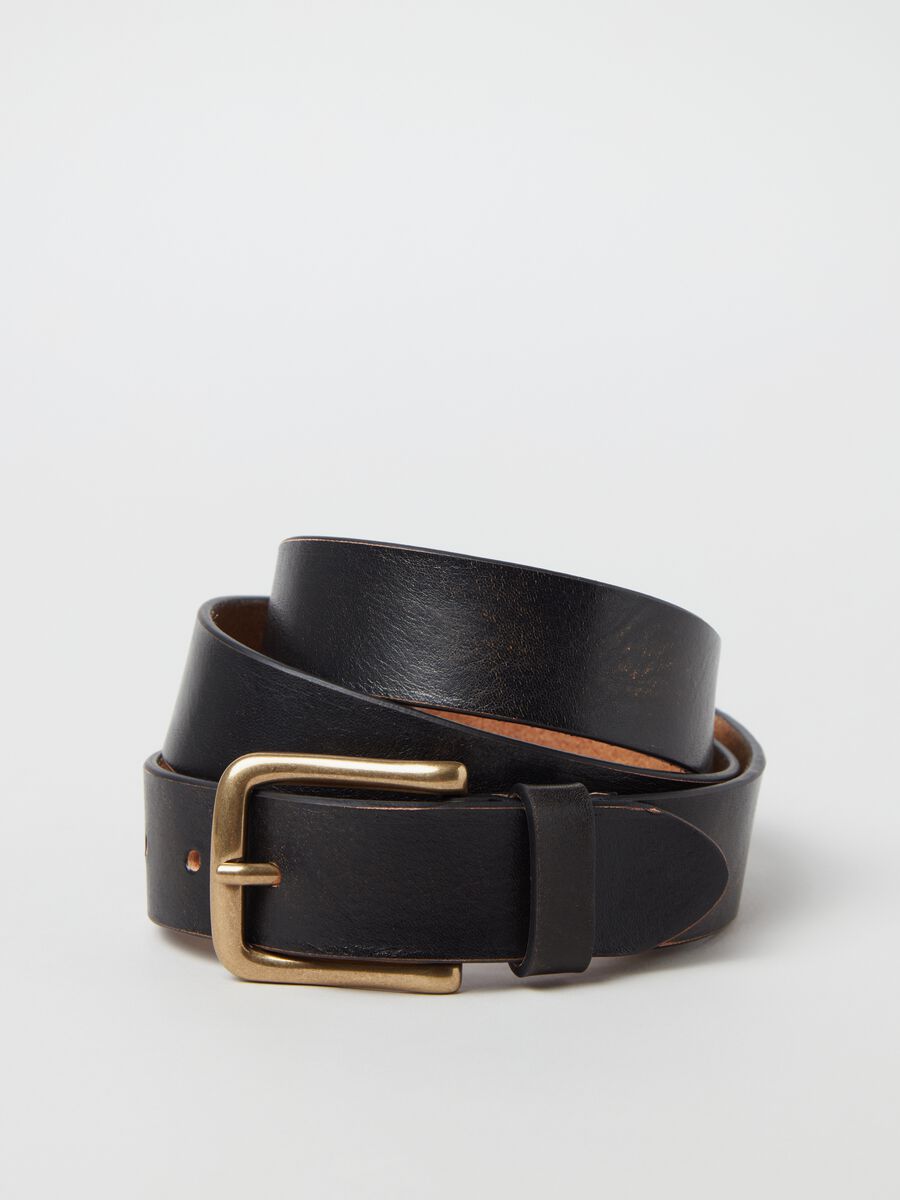 Leather belt with satin-finish buckle_2