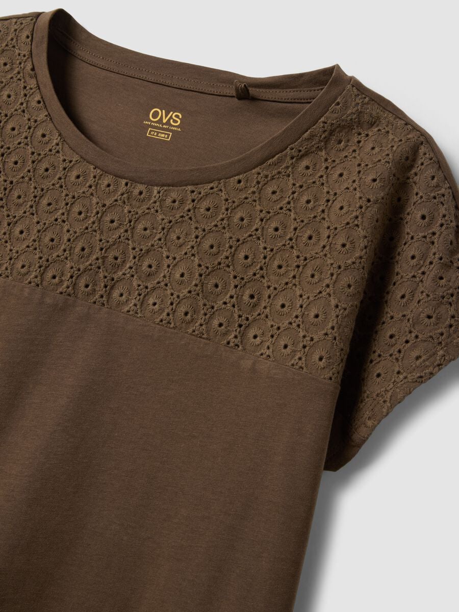 Brown pure cotton T-shirt with broderie anglaise insert_5