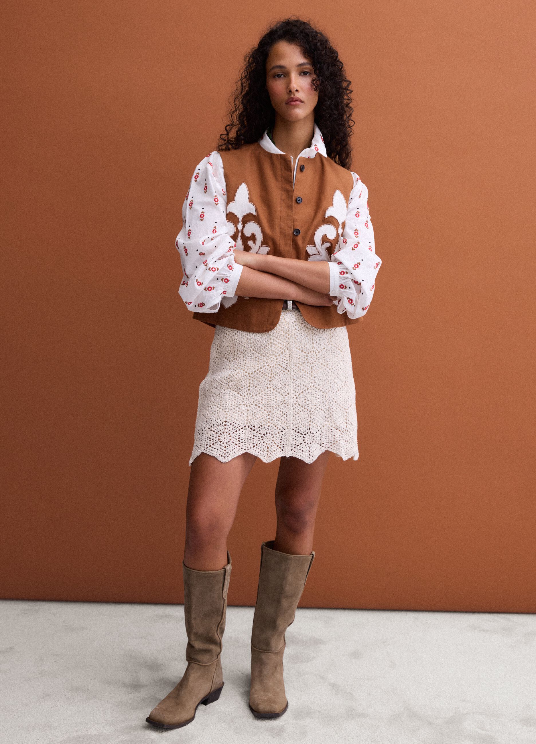 Brown linen and lyocell-blend gilet with applied embroidery