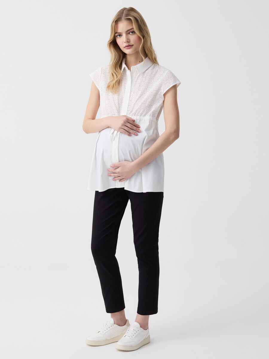 Slim-fit maternity trousers with pockets_0
