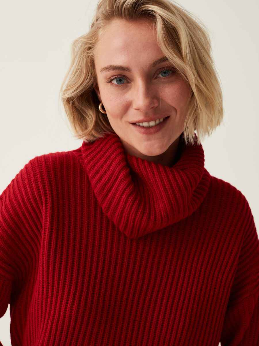Ribbed pullover with high ring neck_0