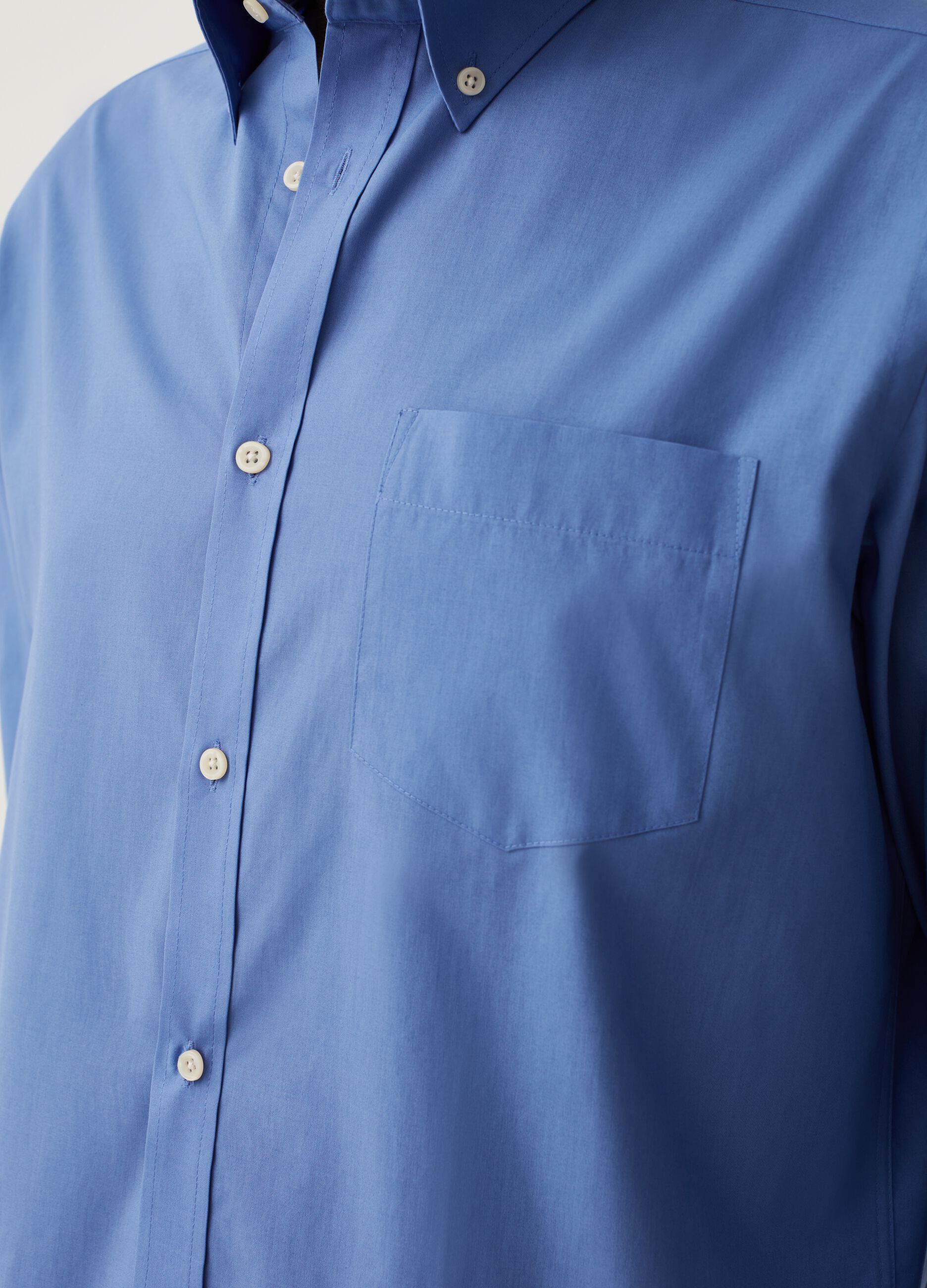 Regular-fit button-down shirt with pocket_3