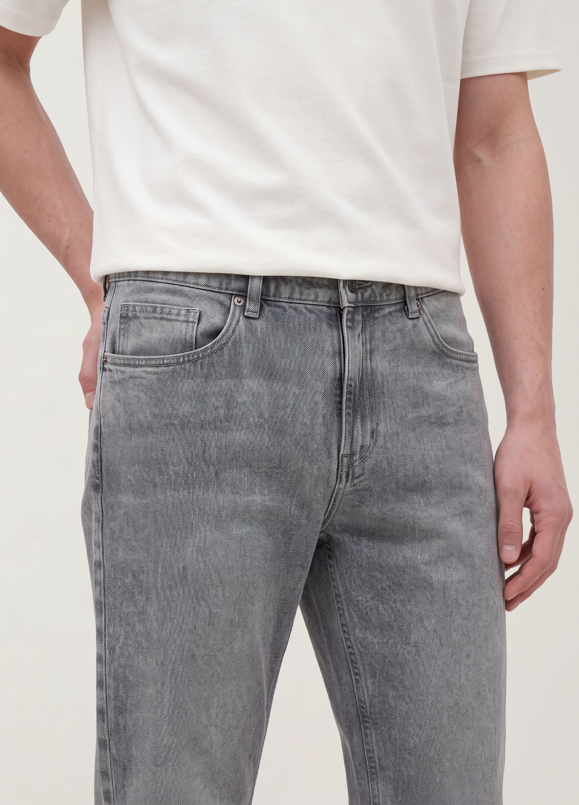 Grey slim-fit jeans in cotton and viscose blend