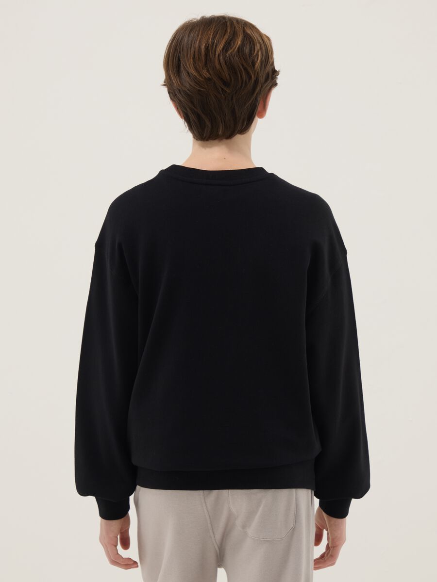 &Mu;&alpha;ύ&rho;&omicron; oversized &alpha;&gamma;&omicron;&rho;ί&sigma;&tau;&iota;&kappa;&omicron; &phi;&omicron;ύ&tau;&epsilon;&rho; &alpha;&pi;ό &kappa;&alpha;&theta;&alpha;&rho;ό &beta;&alpha;&mu;&beta;ά&kappa;&iota; &mu;&epsilon; &epsilon;&pi;&iota;&gamma;&rho;&alpha;&phi;ή_1