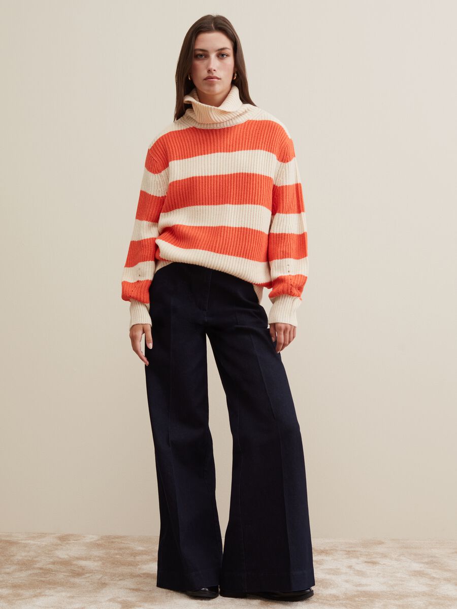 Flat-ribbed pullover with striped pattern_1