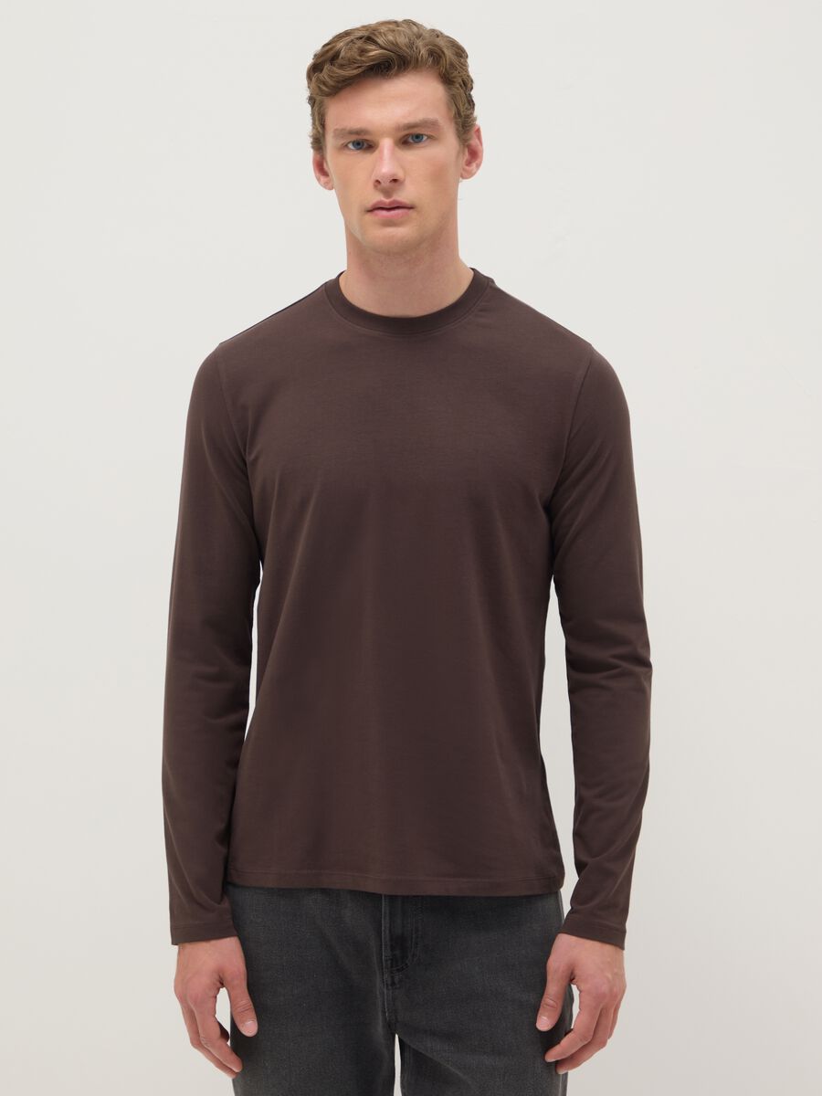 Regular fit stretchy cotton long sleeve brown t-shirt_0