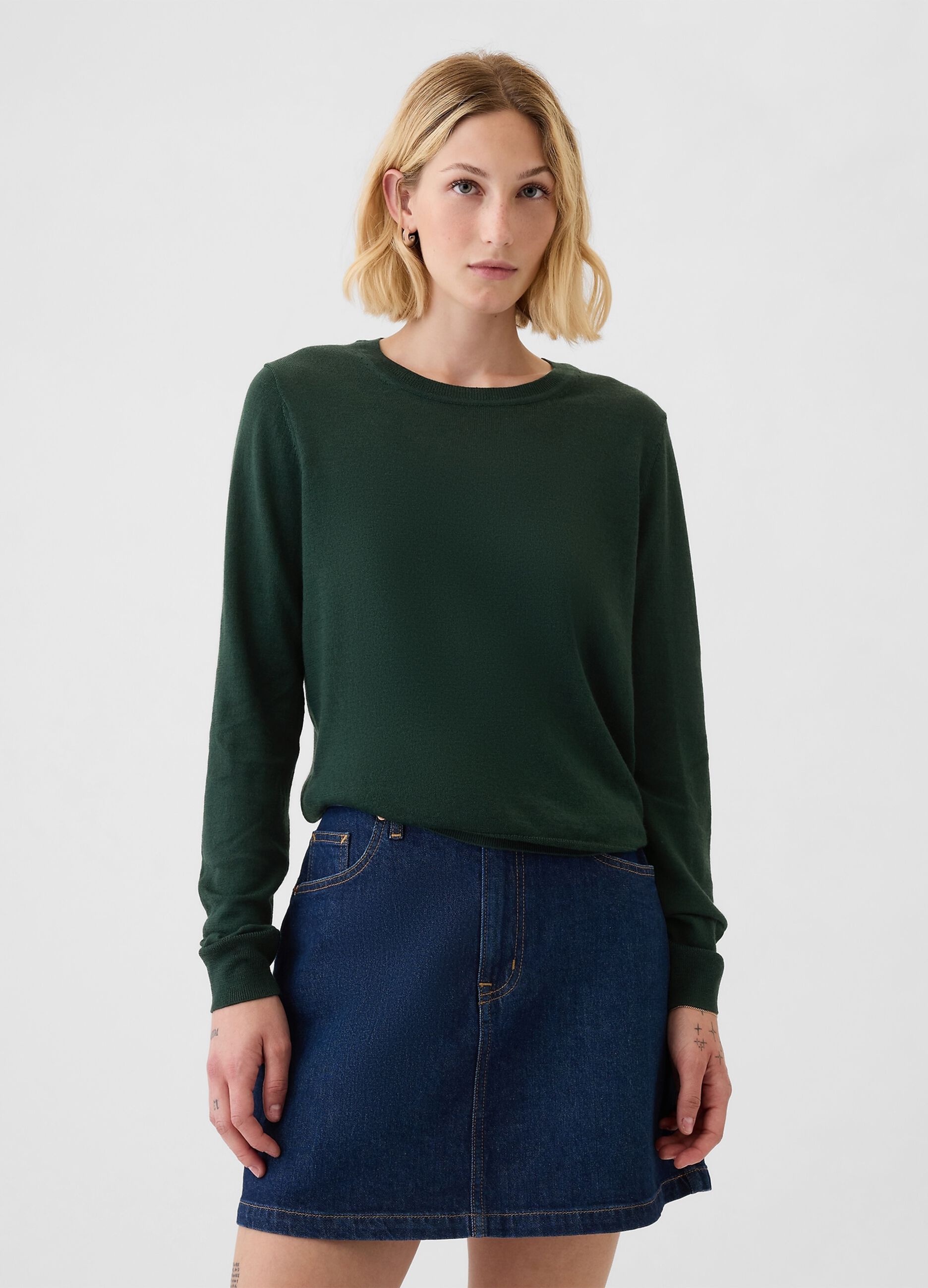 Merino wool pullover with round neck