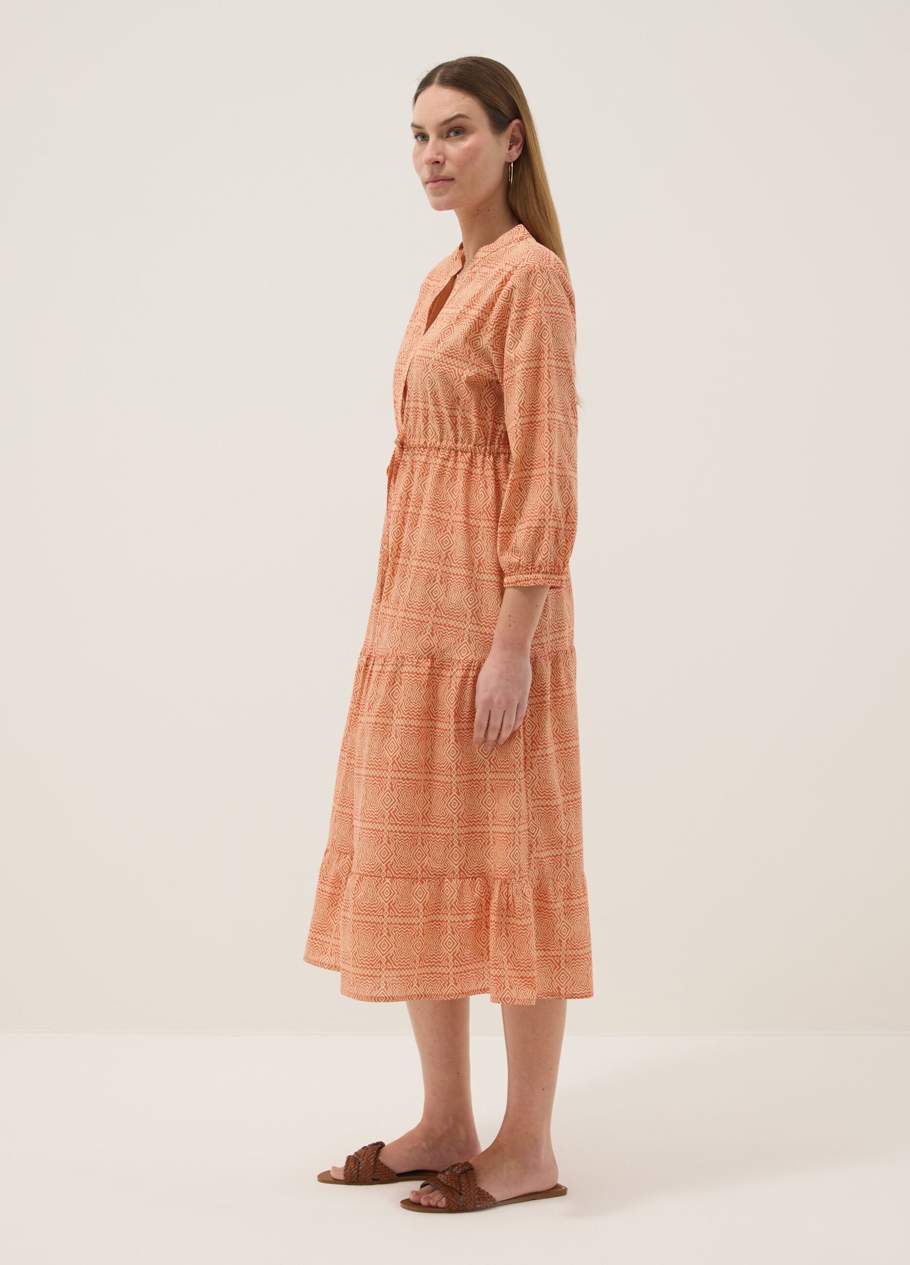 &Mu;&alpha;&kappa;&rho;ύ &phi;ό&rho;&epsilon;&mu;&alpha; &epsilon;&gamma;&kappa;&upsilon;&mu;&omicron;&sigma;ύ&nu;&eta;&sigmaf; &alpha;&pi;ό &kappa;&alpha;&theta;&alpha;&rho;ό &beta;&alpha;&mu;&beta;ά&kappa;&iota; &pi;&omicron;&rho;&tau;&omicron;&kappa;&alpha;&lambda;ί &mu;&epsilon; &gamma;&epsilon;&omega;&mu;&epsilon;&tau;&rho;&iota;&kappa;ό &sigma;&chi;έ&delta;&iota;&omicron;