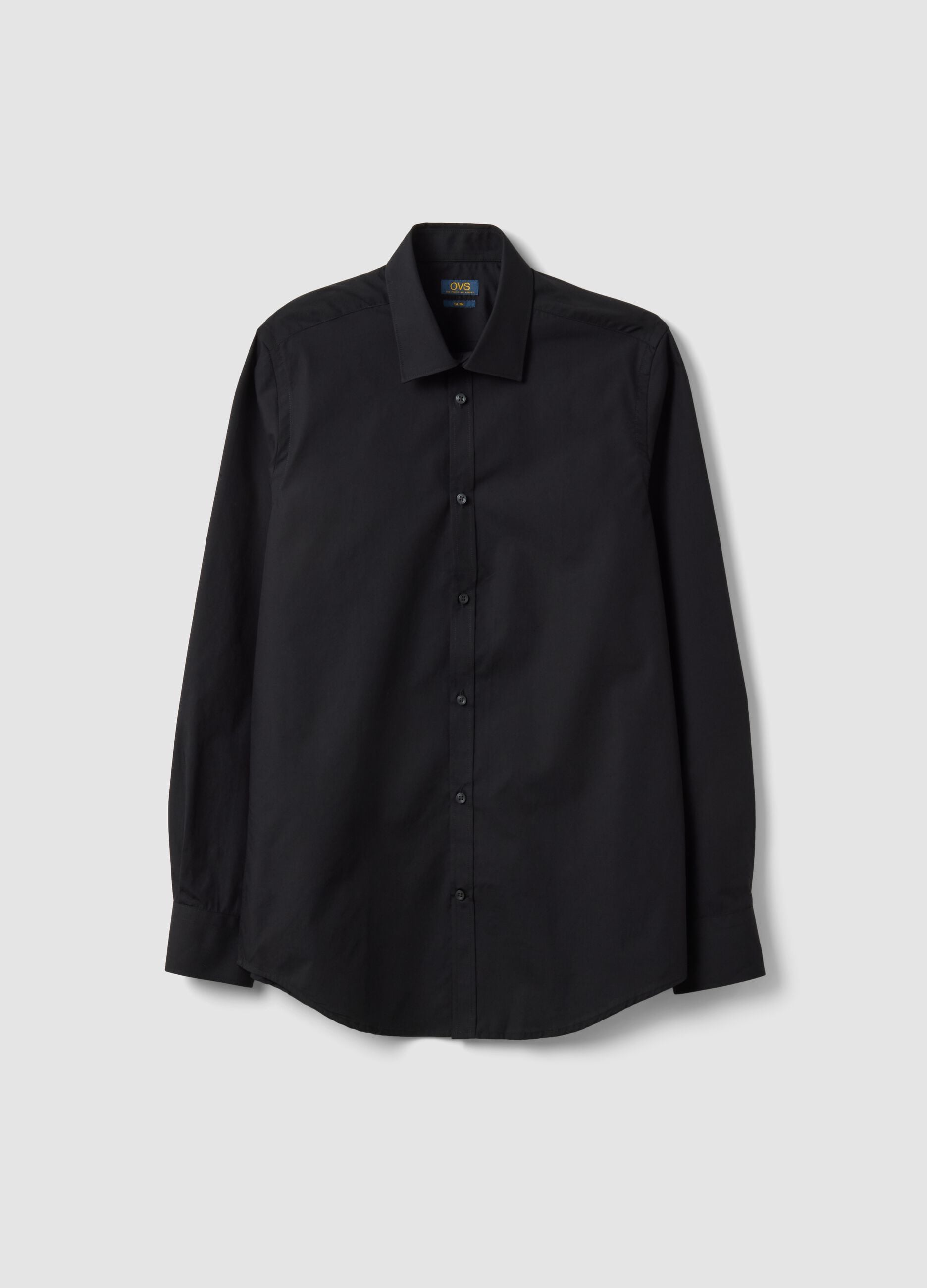 Black slim-fit shirt with classic collar, easy iron