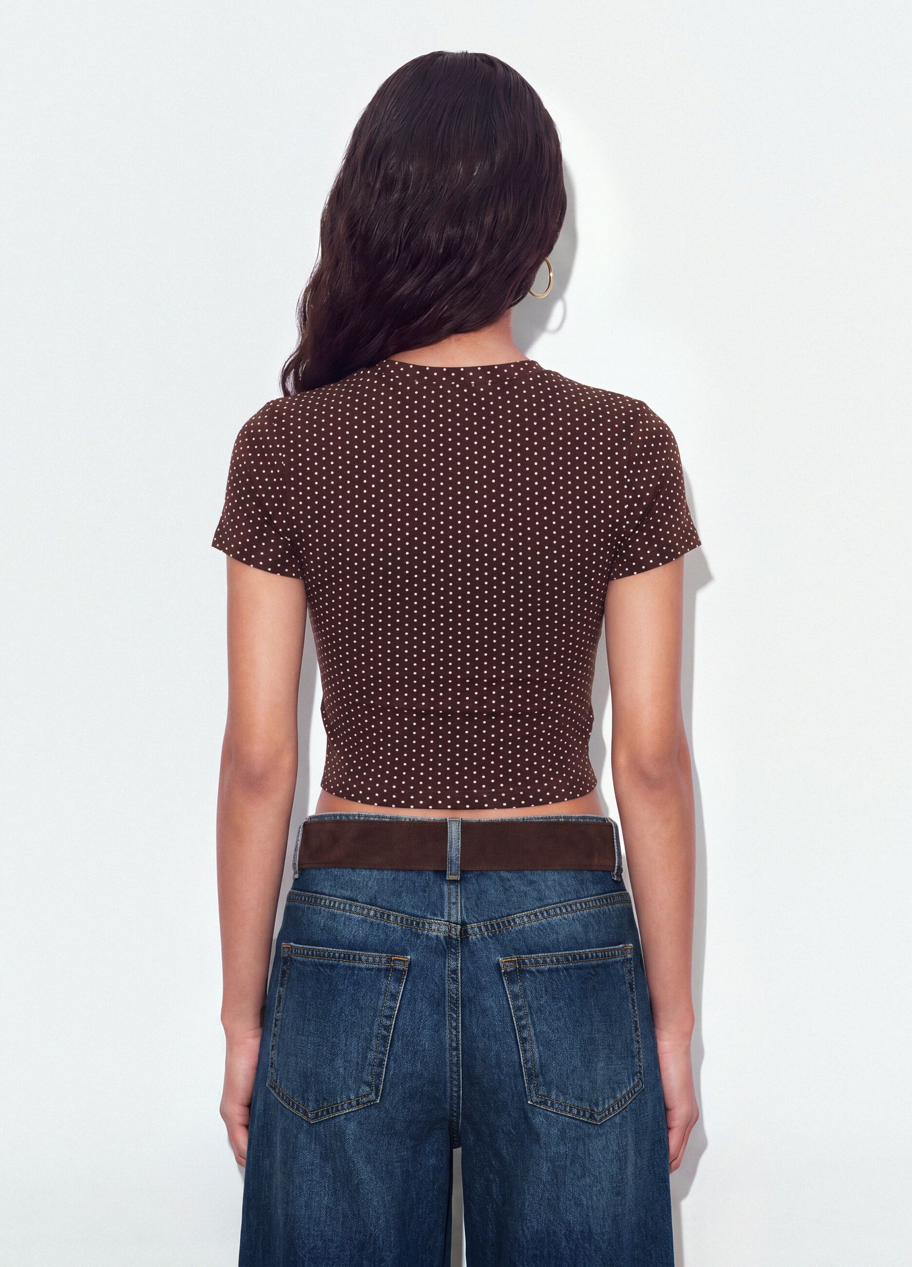 &Kappa;&alpha;&phi;έ cropped T-shirt &alpha;&pi;ό 100% &beta;&alpha;&mu;&beta;ά&kappa;&iota; &mu;&epsilon; &pi;&omicron;&upsilon;ά, regular &epsilon;&phi;&alpha;&rho;&mu;&omicron;&gamma;ή