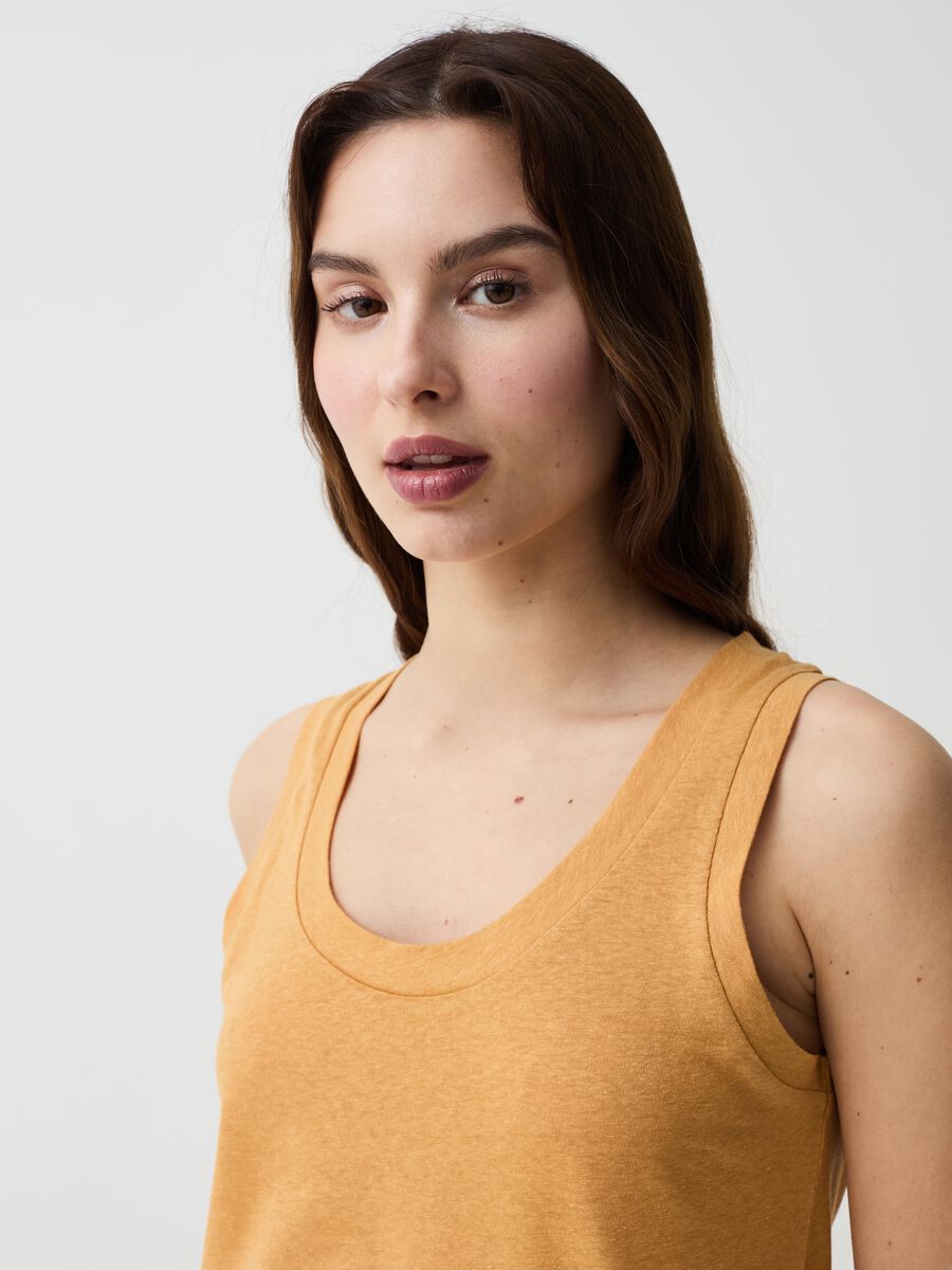Camiseta de tirantes de lino y algodón con cuello redondo_1