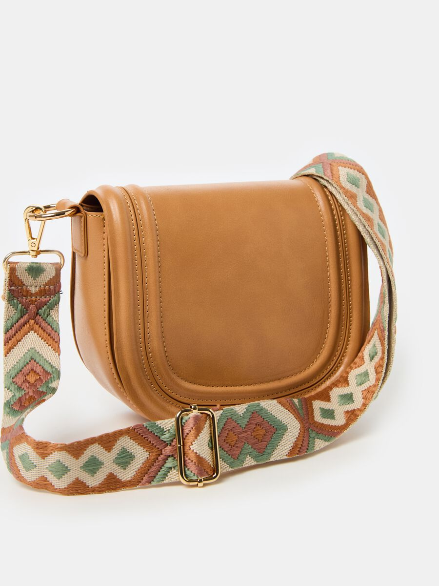 Bag strap with geometric pattern_2