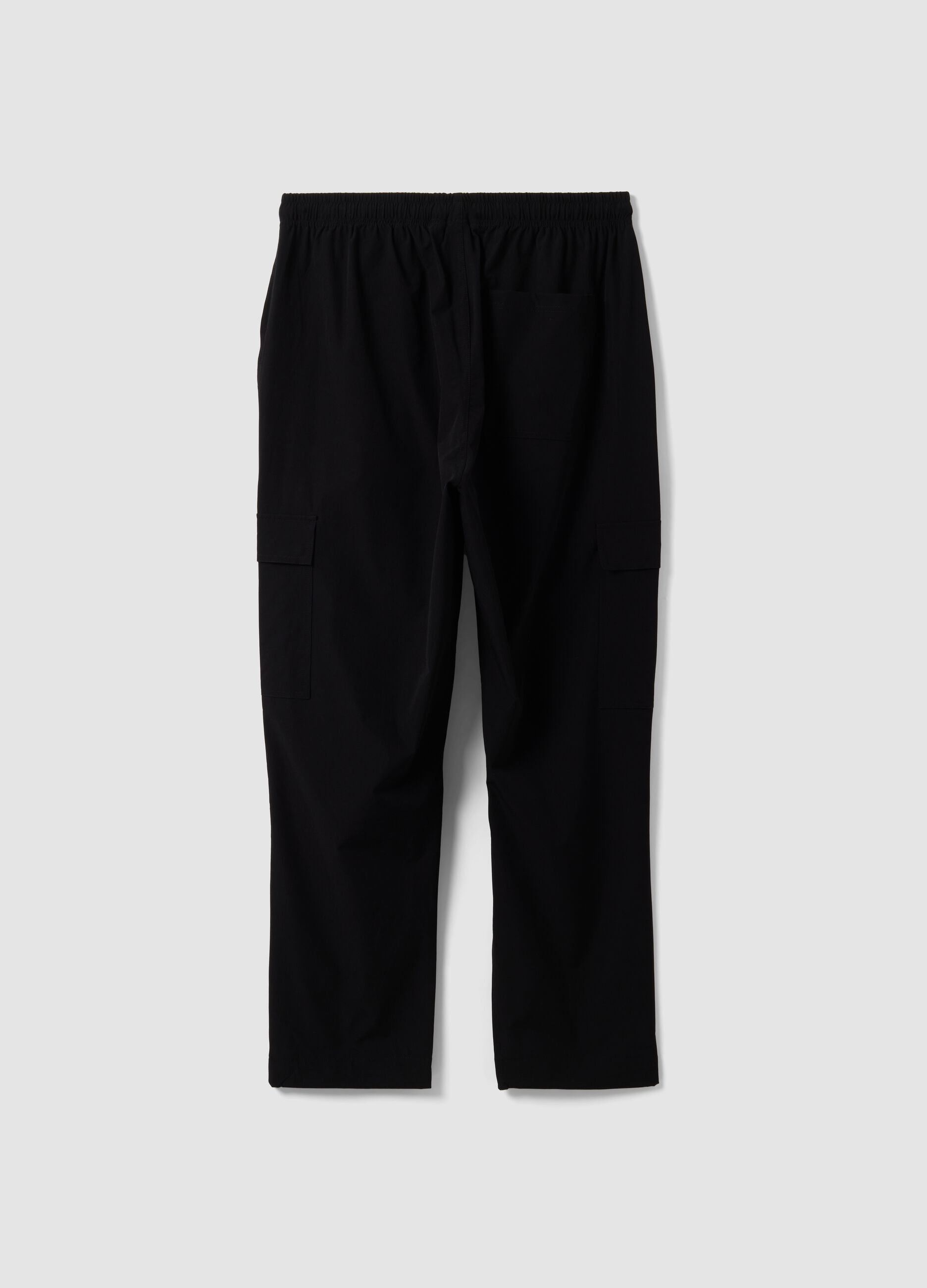 Schwarze sportliche Cargo-Hose mit Kordelzug