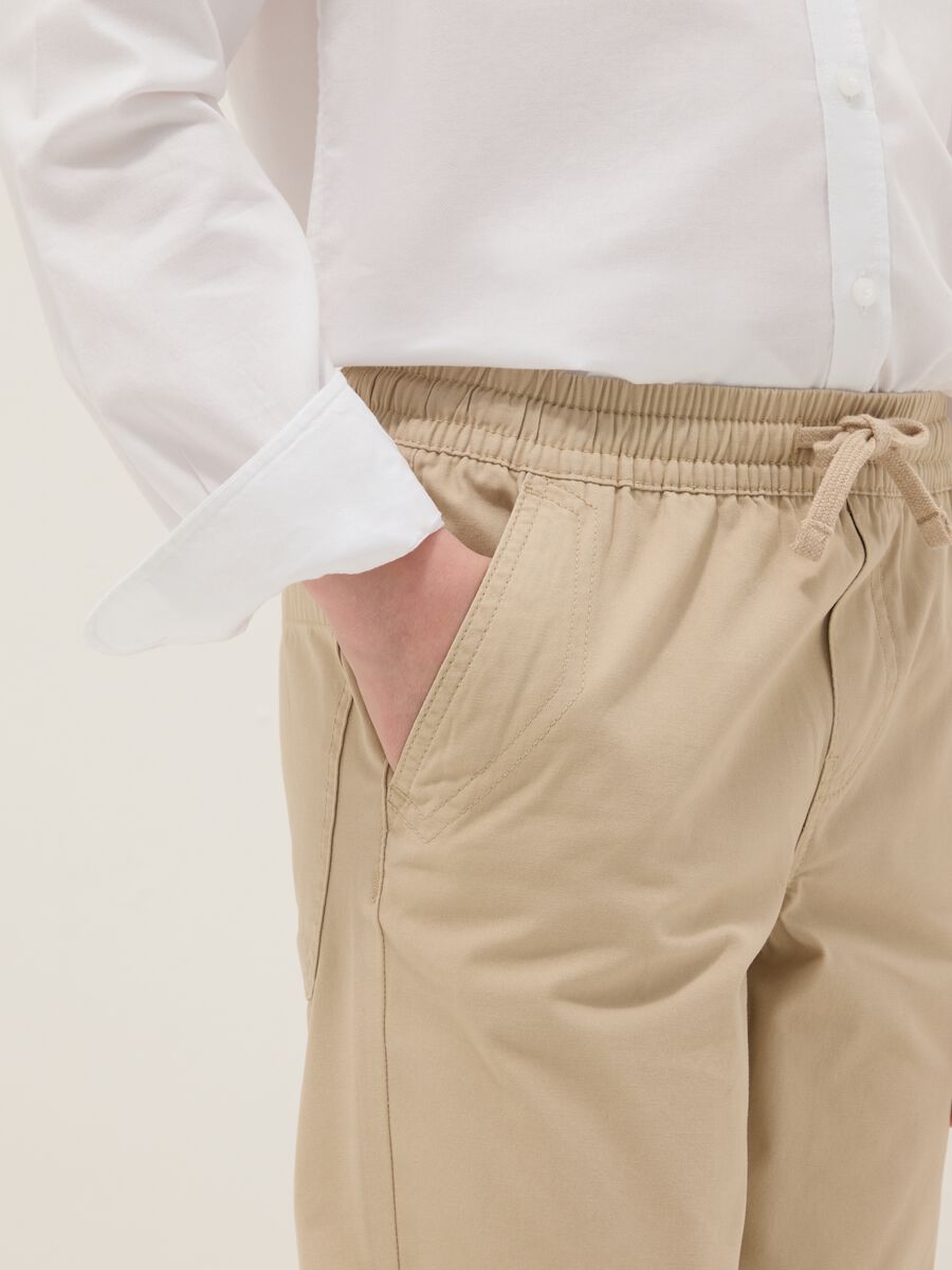 Boys' beige pure cotton jogger trousers regular fit_2