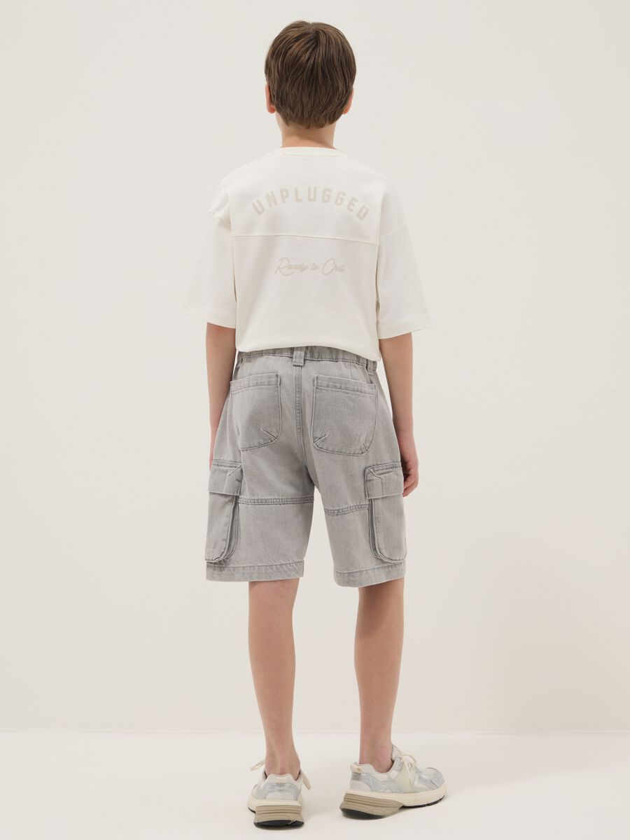 Grey cotton and viscose blend cargo shorts_1