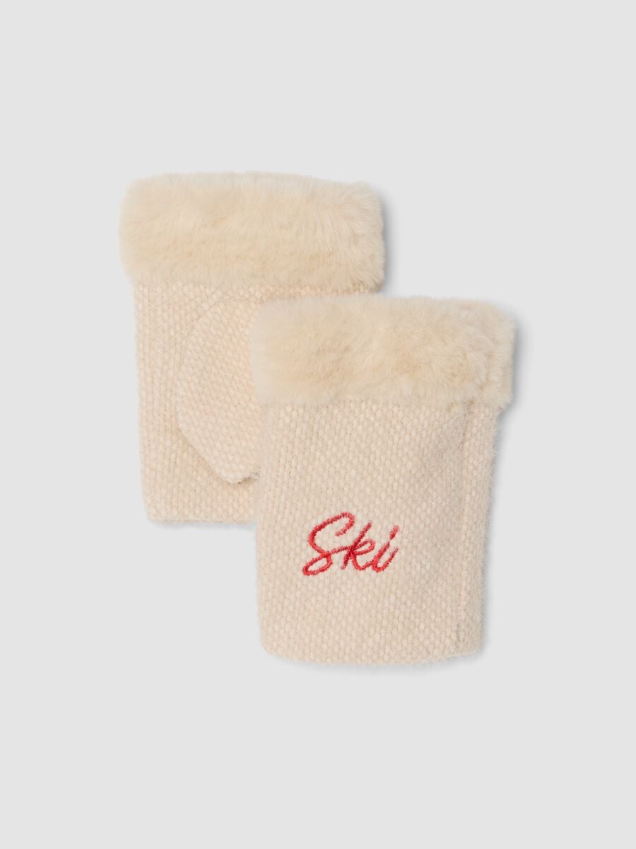 Sand knitted gloves with teddy-effect cuff and embroidery_0