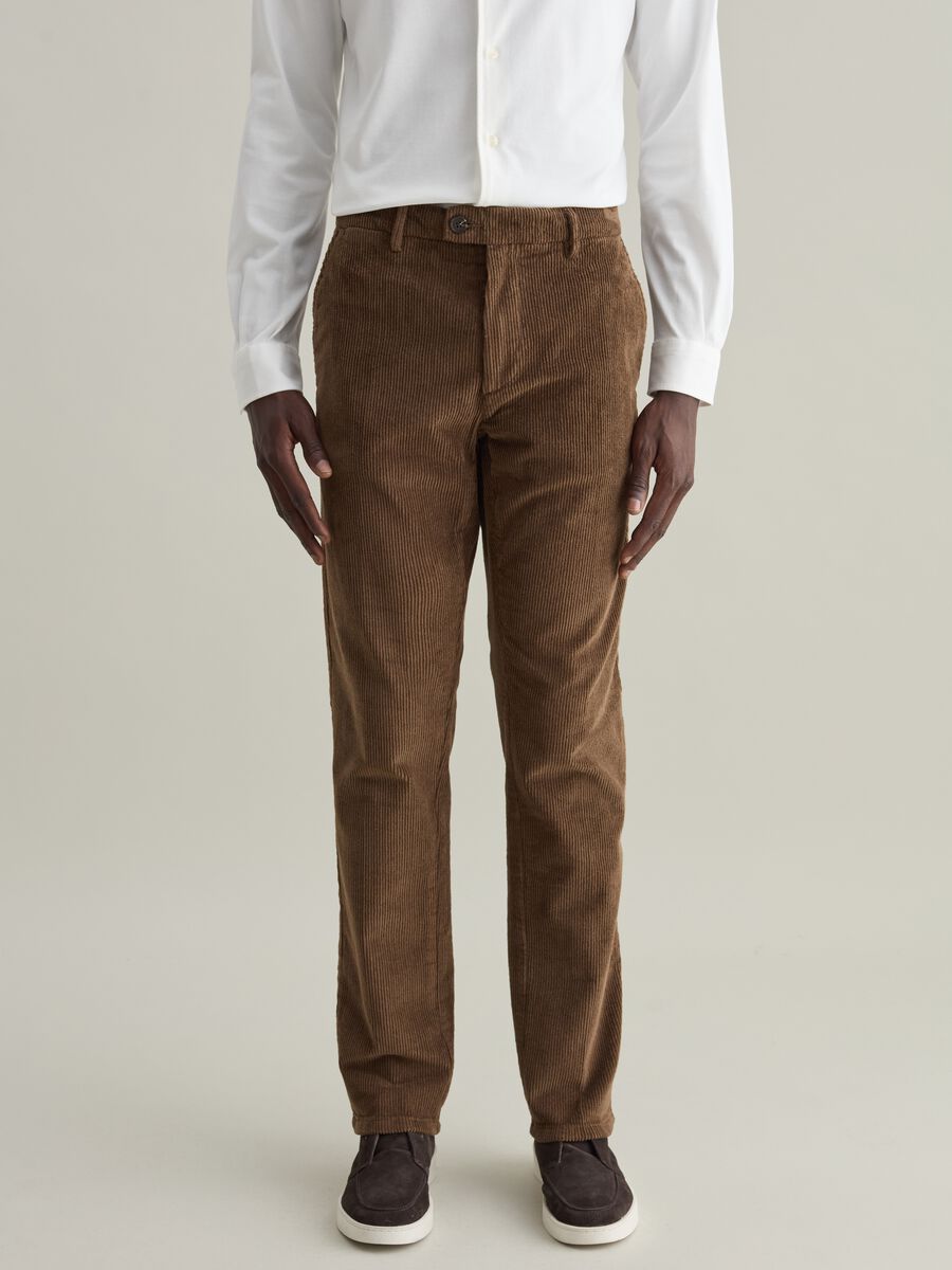 Contemporary stretch corduroy trousers_1