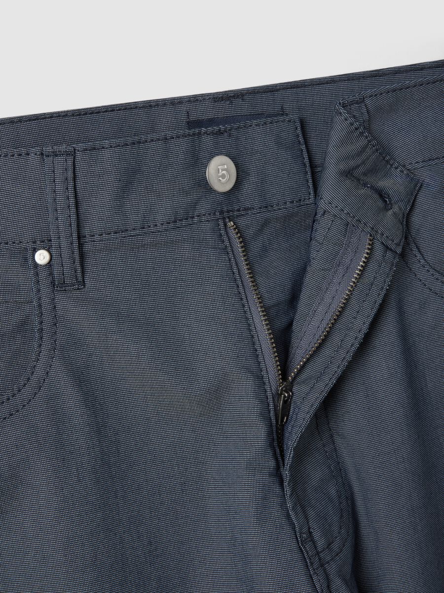 Slim fit blue stretch cotton blend chino trousers_5