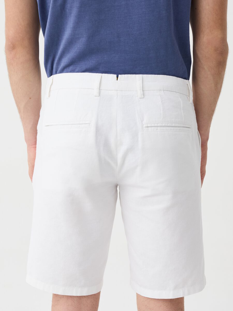 Bermuda shorts in linen and cotton_2