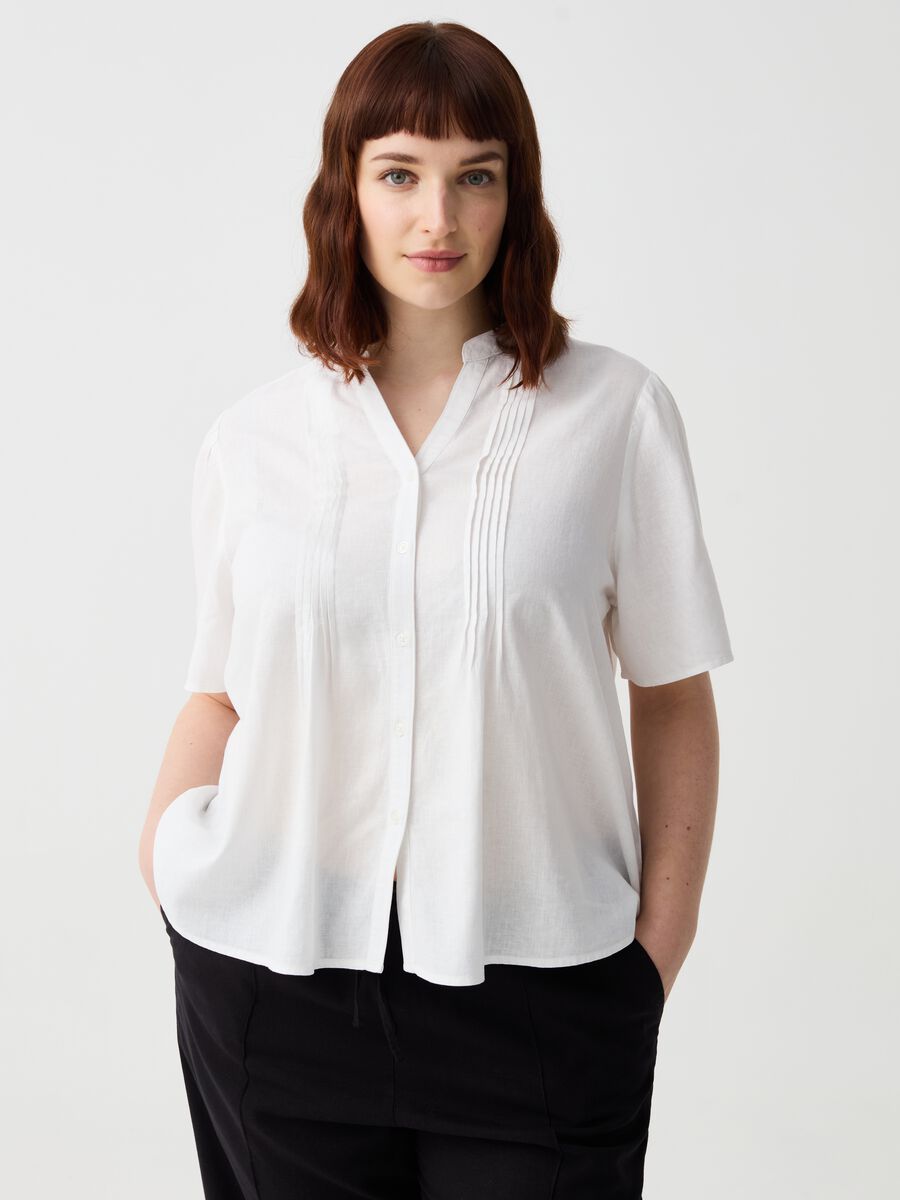 Curvy blouse in linen and viscose with buttons_0