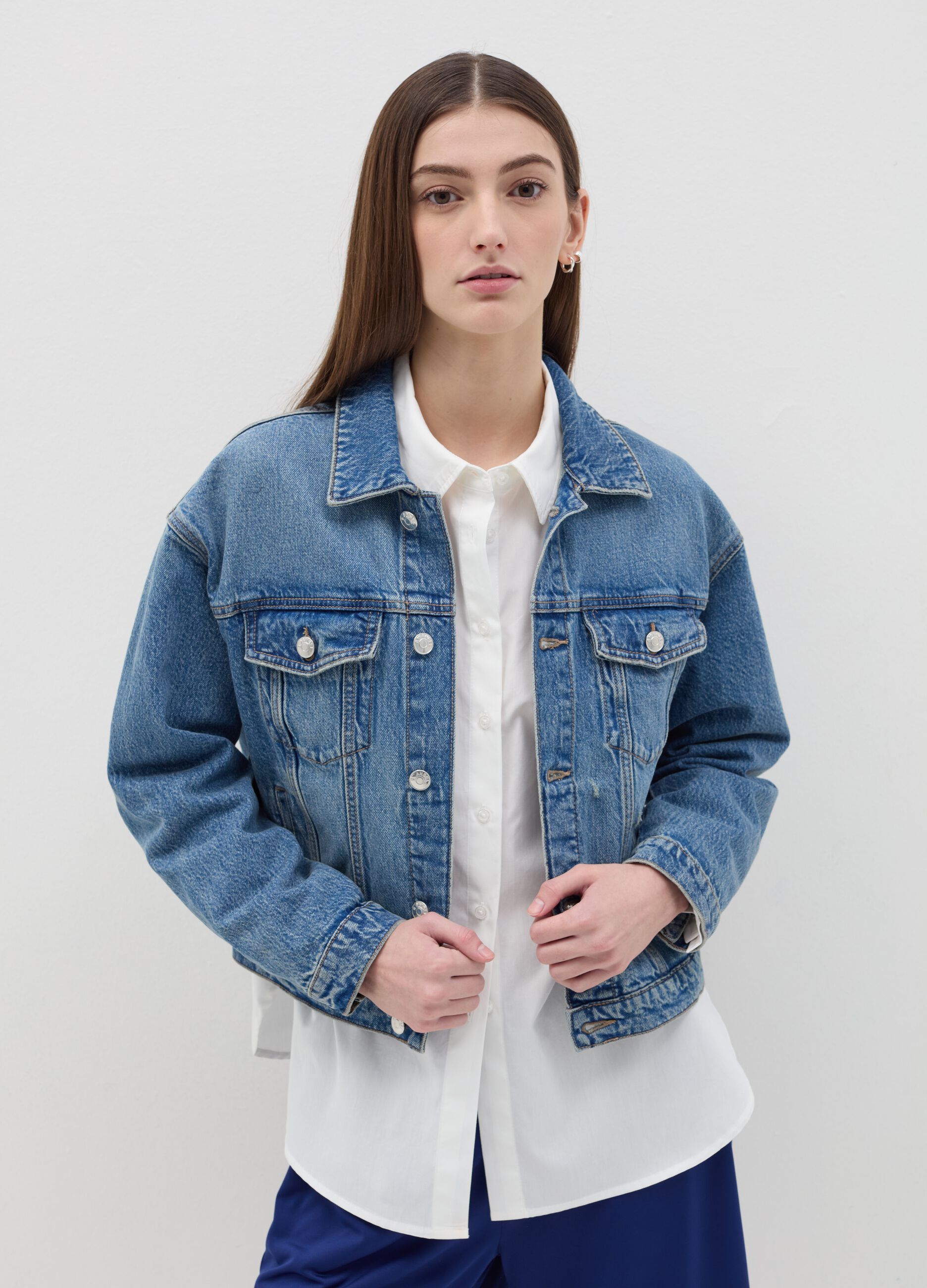 Short denim jacket