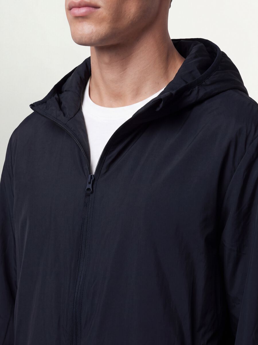 Navy blue hooded jacket with zip_3