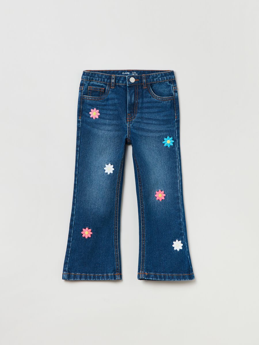 Flare-fit jeans with embroidered daisies_0