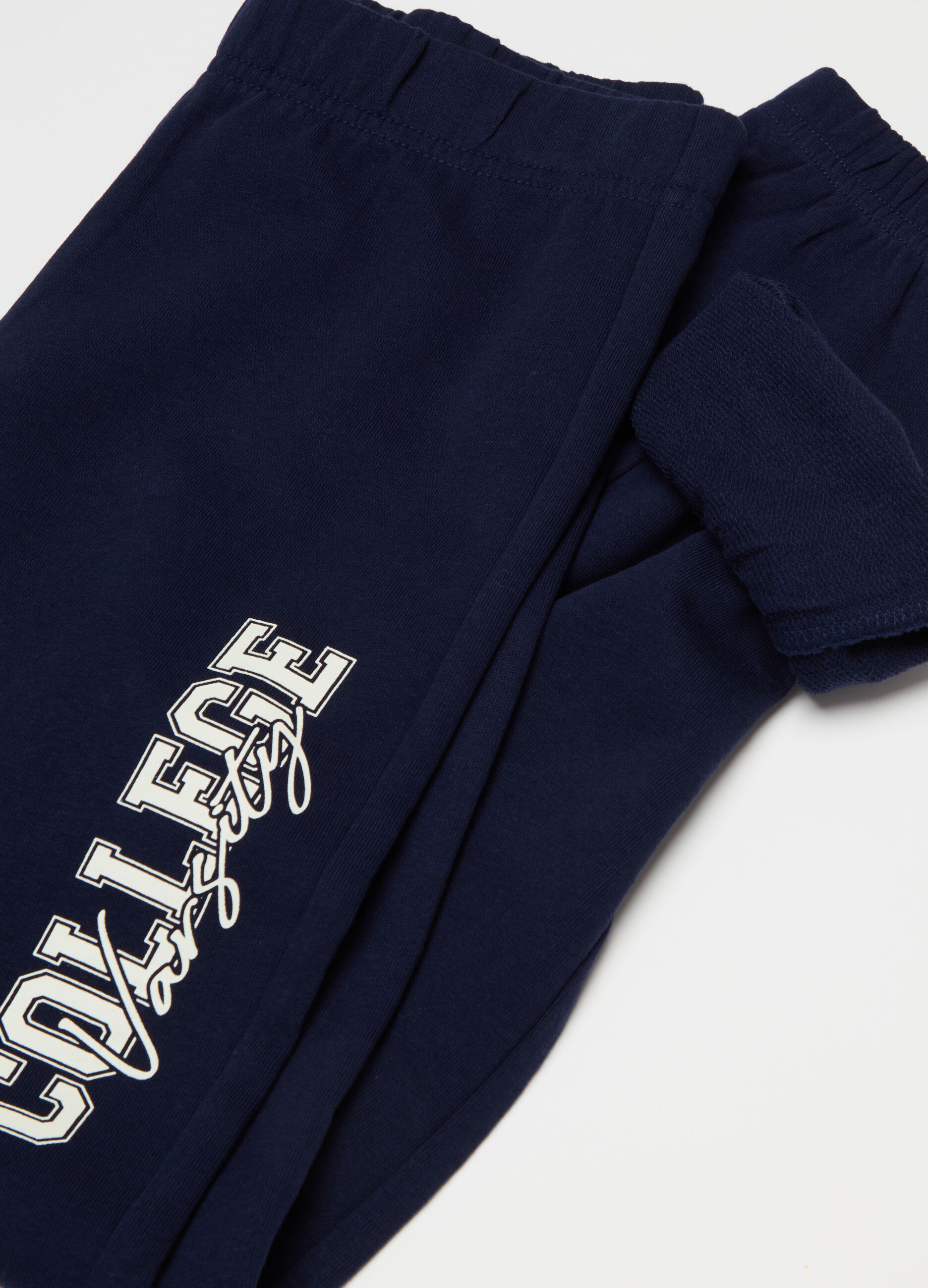 Joggers with elasticated edging and print