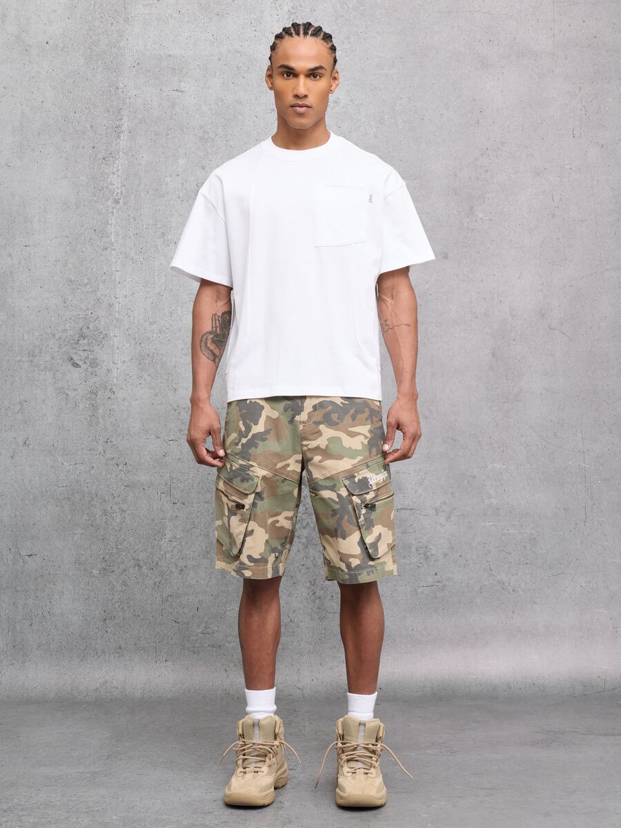White Graphic Pocket T-shirt_3