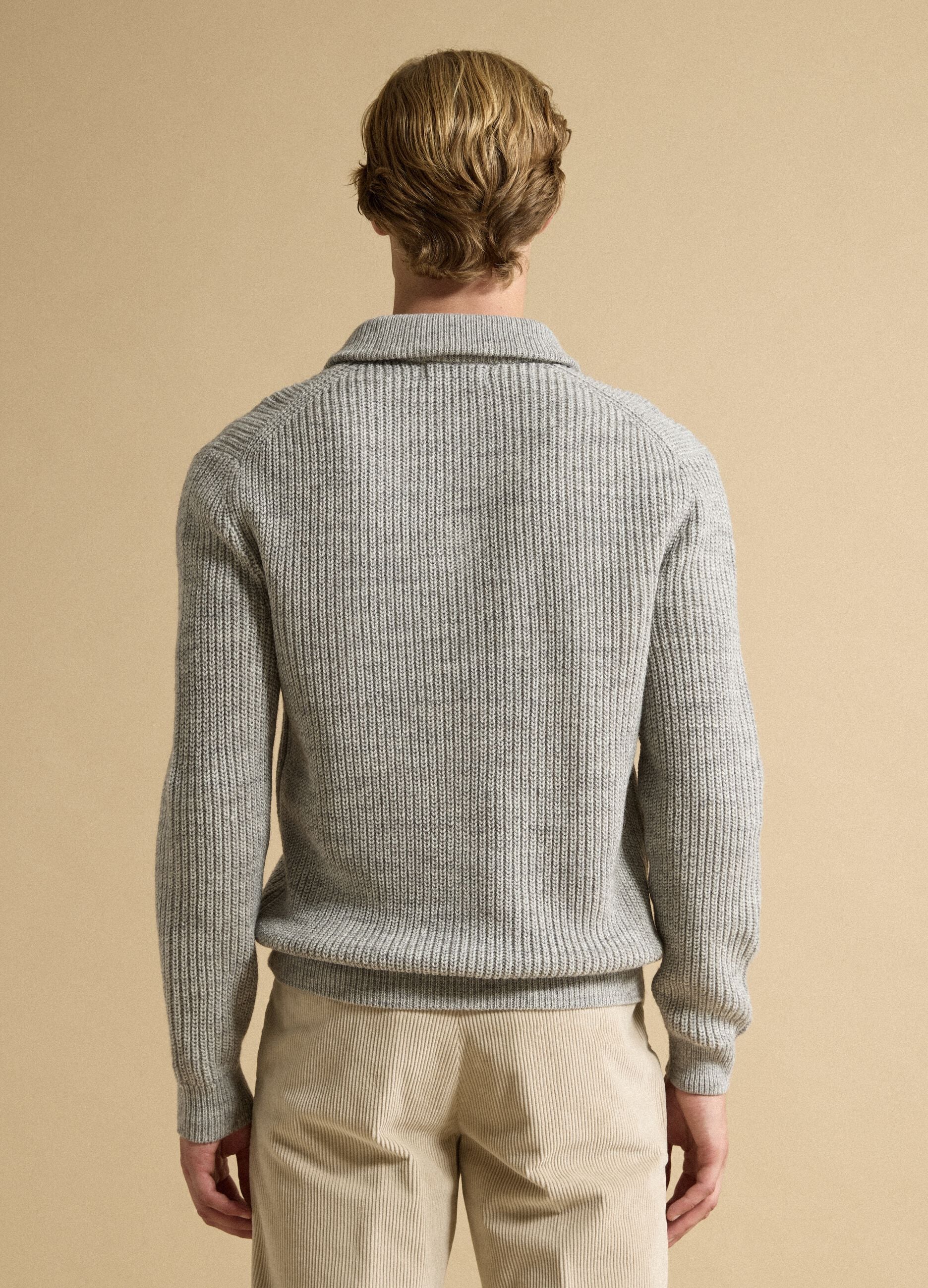 Light grey wool-blend jumper with collar, regular fit