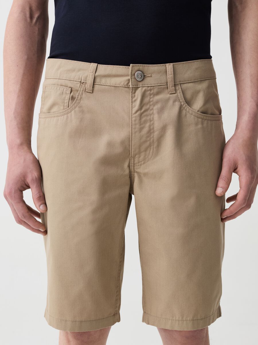 Five-pocket solid colour Bermuda shorts_2