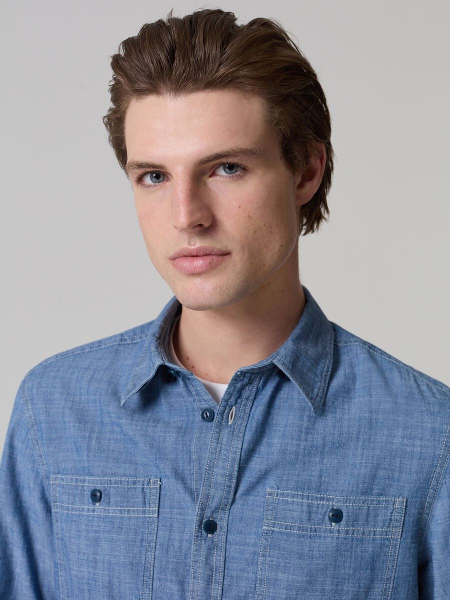 Chambray cotton shirt with pockets_2