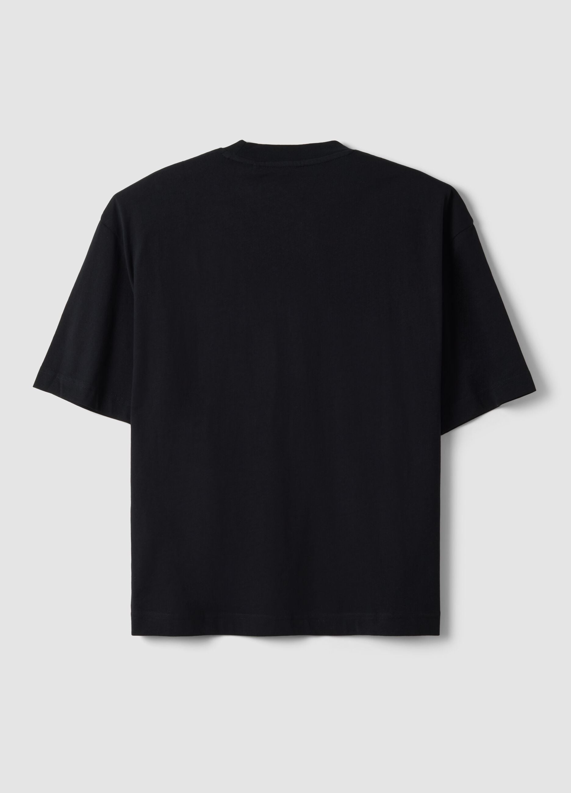 Schwarzes T-Shirt aus reiner Baumwolle mit Rundhalsausschnitt und Brusttasche, Boxy Fit