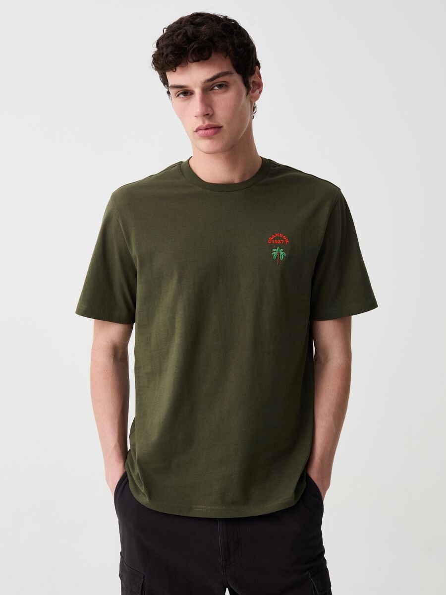 T-shirt con ricamo logo e palma_0
