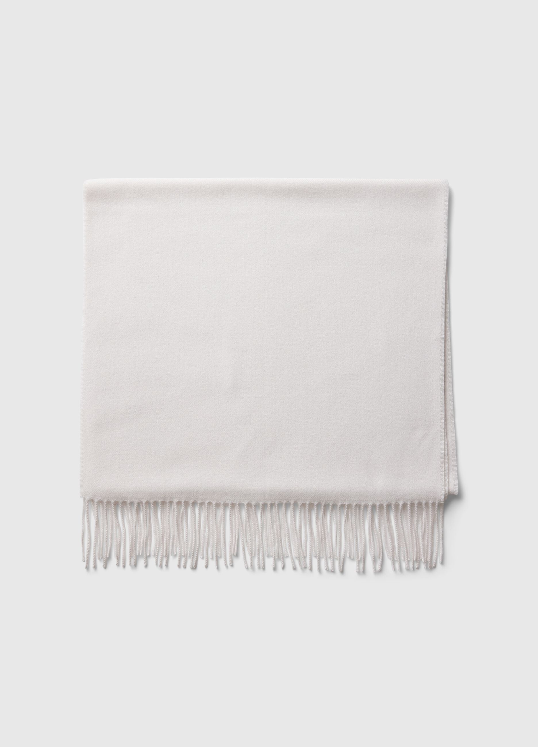 Scarf in wool and viscose blend with fringing