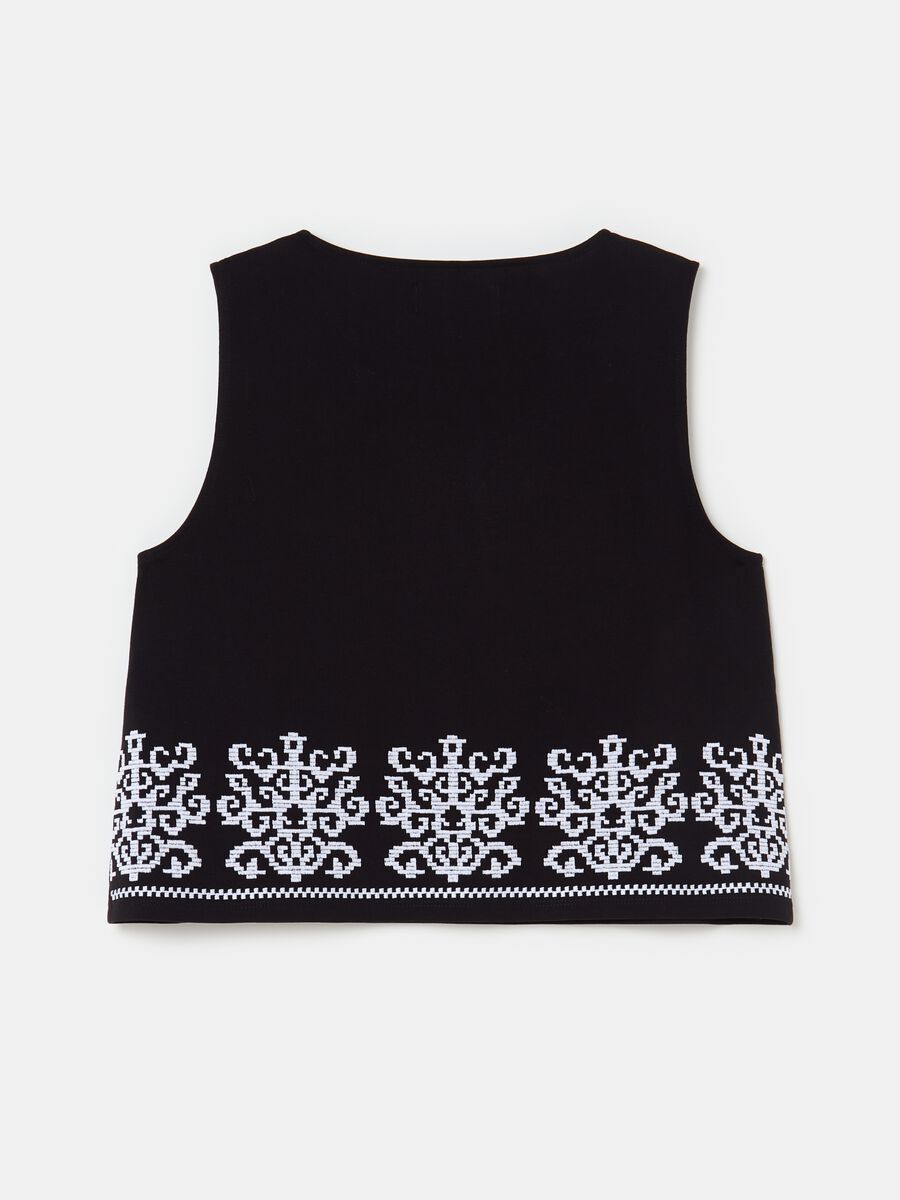 Tank top with ethnic embroidery_4
