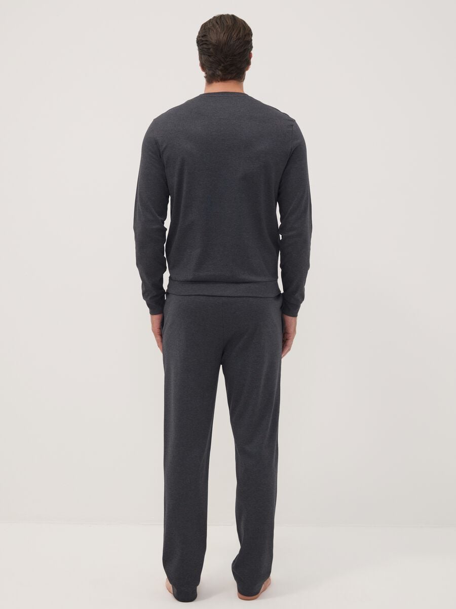 Grey organic cotton pyjamas with Henley neckline_3