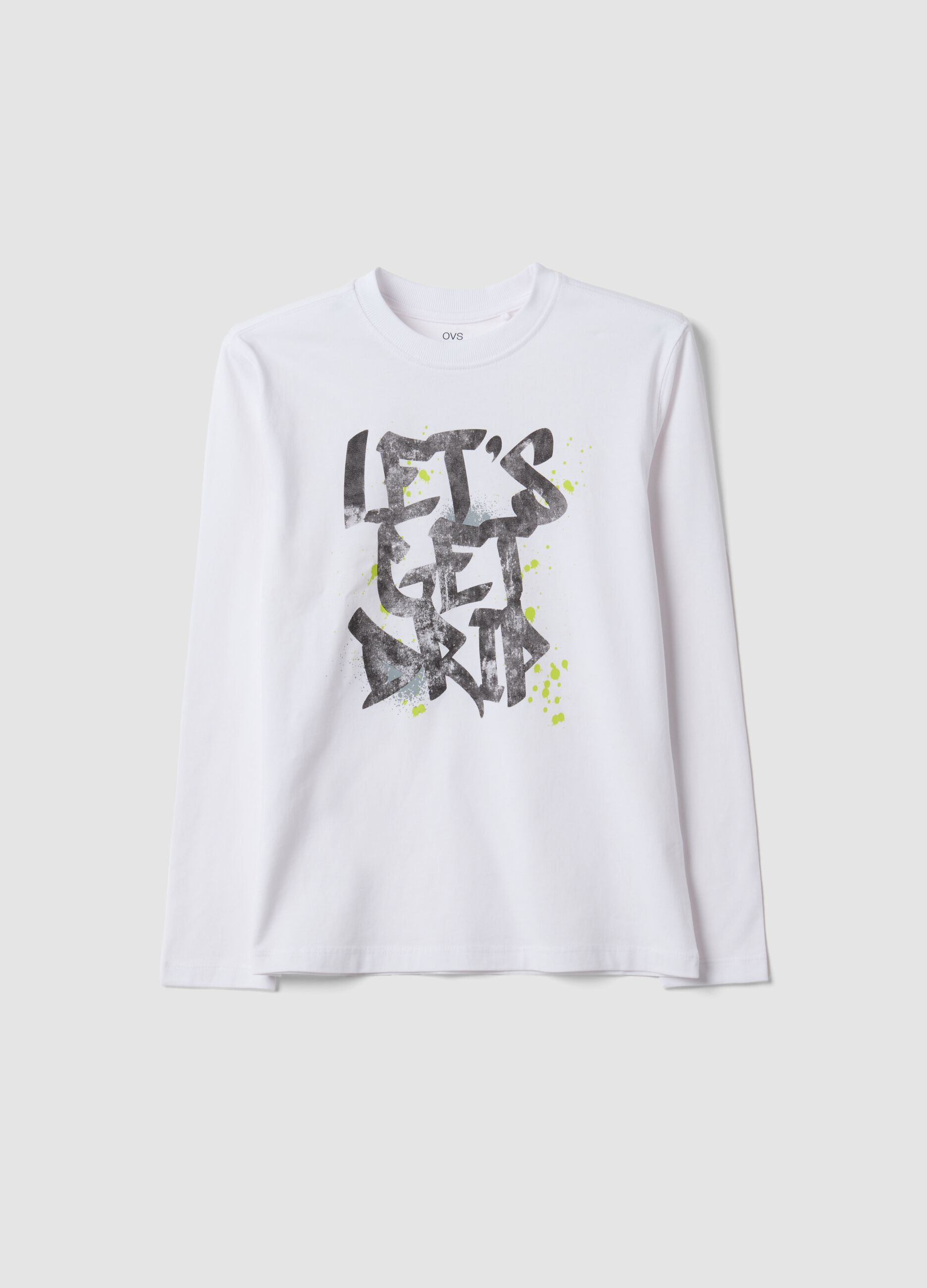 &Lambda;&epsilon;&upsilon;&kappa;ό T-shirt &alpha;&pi;ό 100% &omicron;&rho;&gamma;&alpha;&nu;&iota;&kappa;ό &beta;&alpha;&mu;&beta;ά&kappa;&iota; &mu;&epsilon; &epsilon;&pi;&iota;&gamma;&rho;&alpha;&phi;ή &laquo;Let&rsquo;s get drip&raquo; &gamma;&iota;&alpha; &alpha;&gamma;ό&rho;&iota;