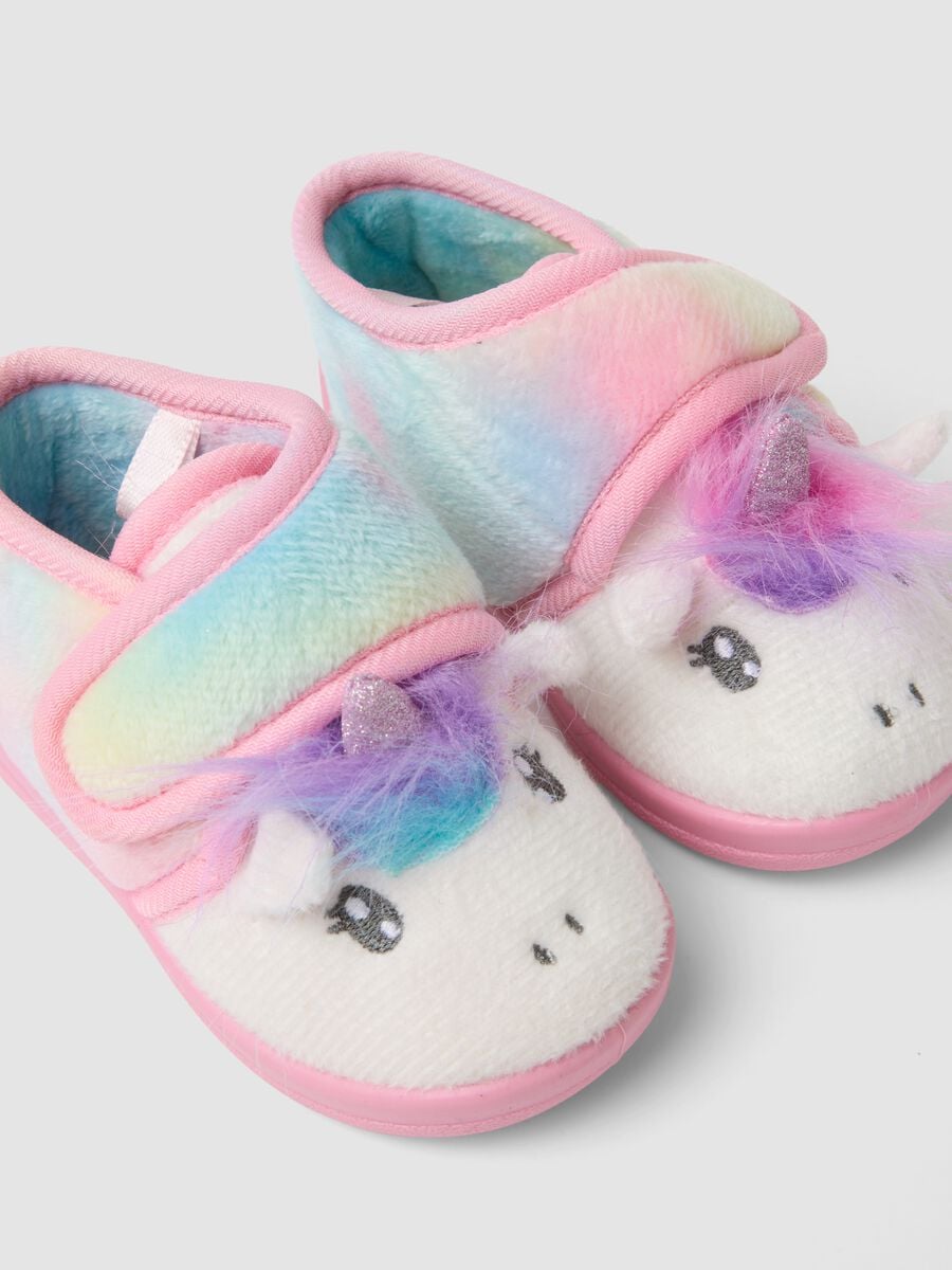 Pink unicorn-pattern slippers_1