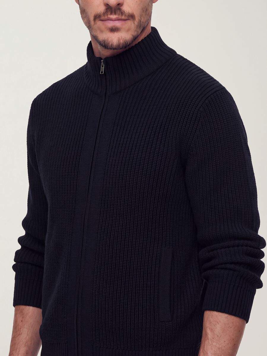 Cardigan azul-marinho em malha canelada com gola e fecho de correr, corte regular_2