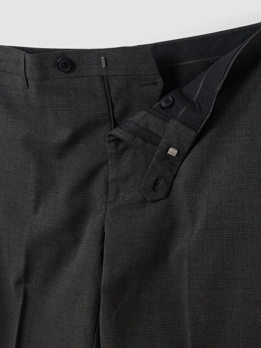 Graue Slim-Fit-Anzughose aus Stretch-Viskose_2