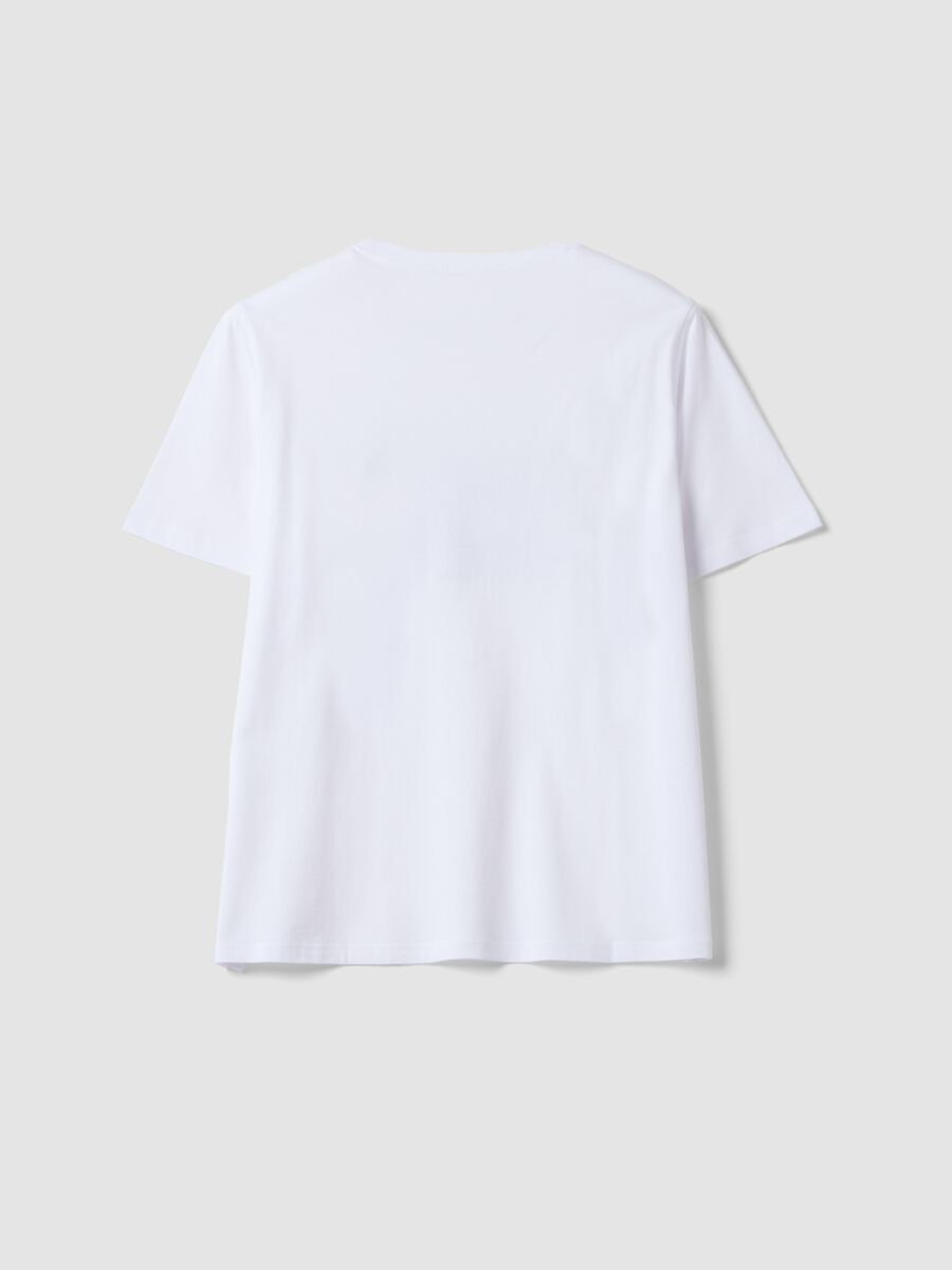 Wei&szlig;es T-Shirt aus reiner Baumwolle mit Rundhalsausschnitt und Frontprint, Regular Fit_2