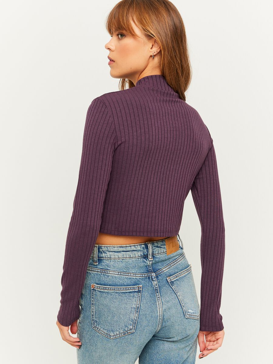 Cropped T-shirt with flat ribbing and mock neck_1
