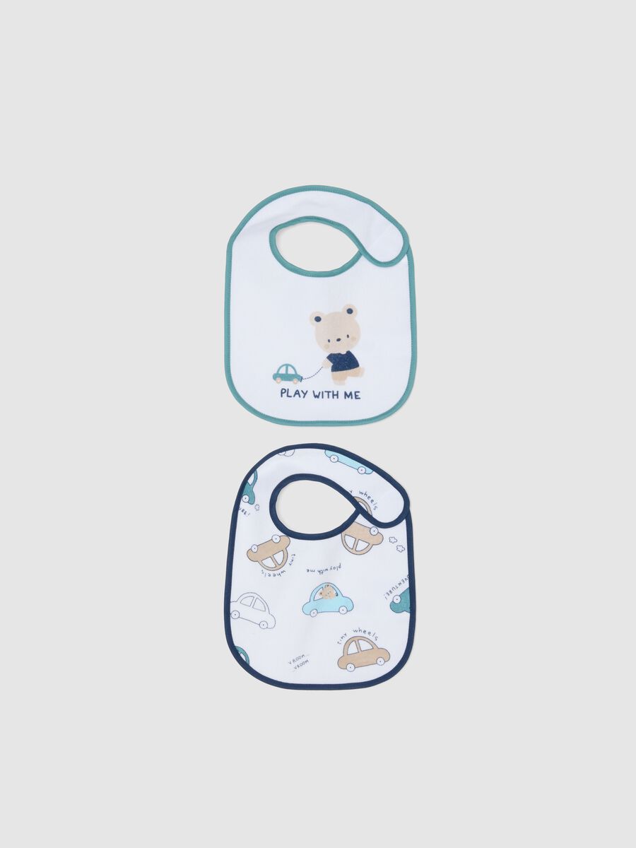 Pack of two multicolour newborn bibs in cotton blend with decorations_0